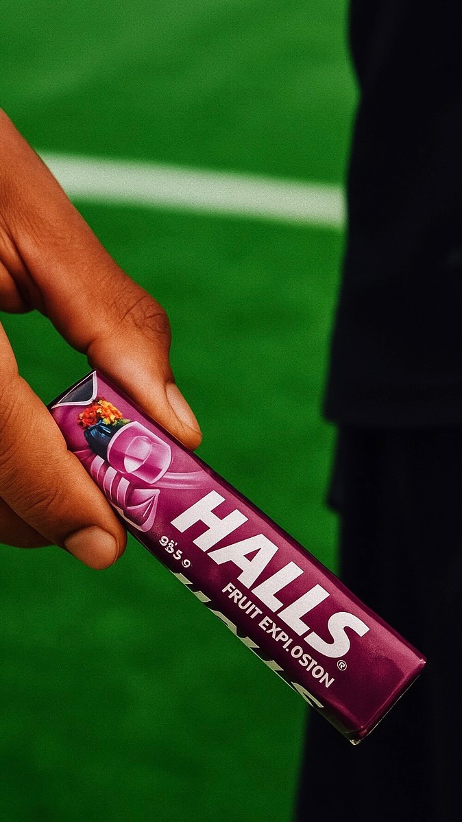 Instagram post by @trismoses for Halls. Caption reads: [...] no matter what’s in front of you. @halls_sa....