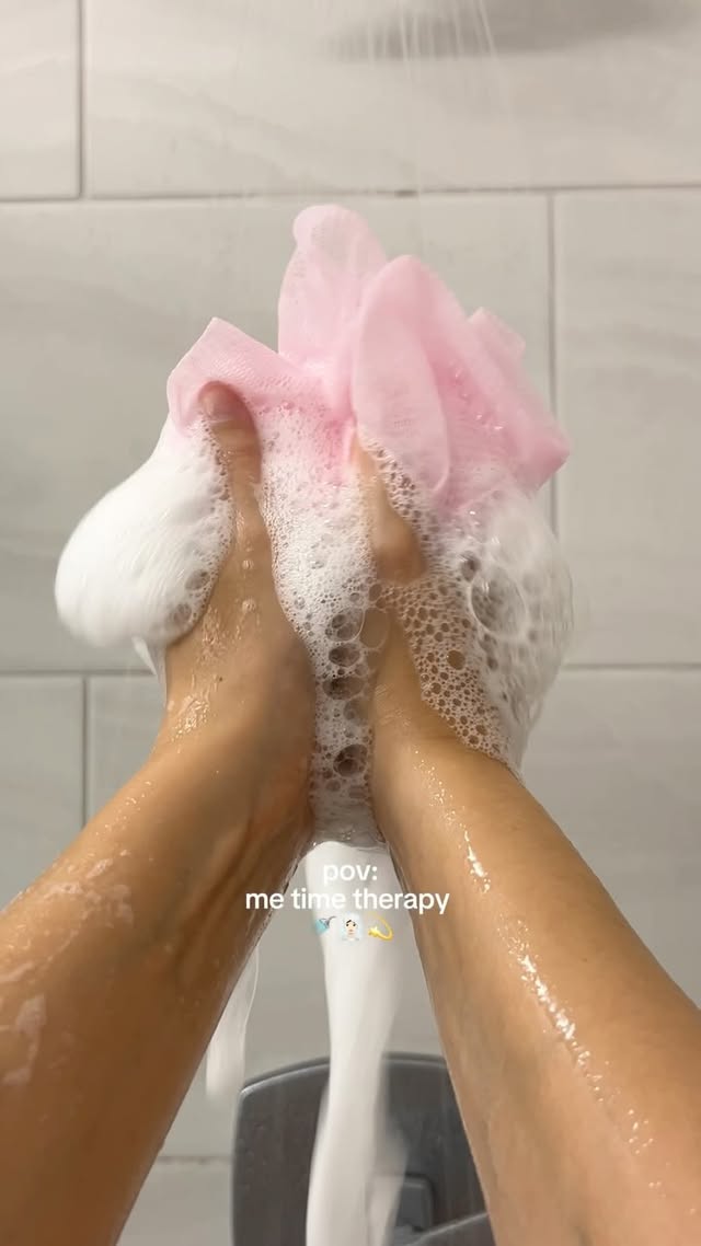 Instagram post by @kylahowingtonn for DERMA•E. Caption reads: cozy nights in 🧖🏻‍♀️💫 @dermae microdermabrasion....