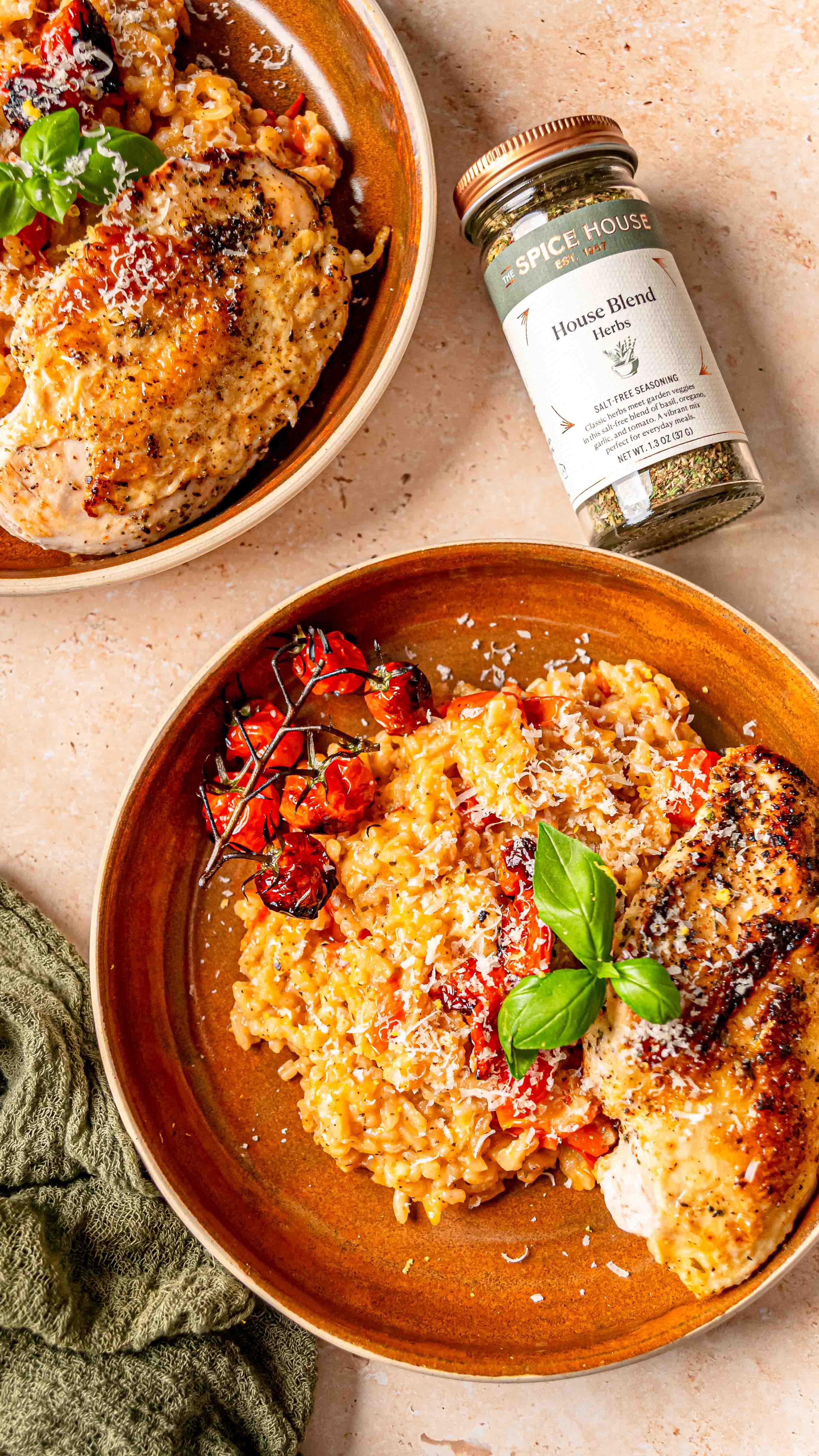 Instagram post by @realfoodwithsarah for The Spice House. Caption reads: ✨ Creamy, cozy 𝐓𝐨𝐦𝐚𝐭𝐨 𝐇𝐞𝐫𝐛𝐞𝐝....