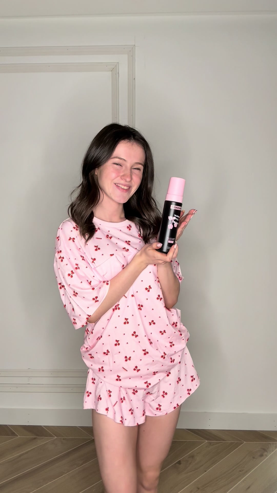 TikTok post by @zoe_simp5on for Baddest Bod. Caption reads: [...] 15% off your next tanning order from....