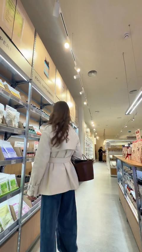 Instagram post by @madie for Aroma-Zone. Caption reads: [...] sign to do a 2026 skincare restock at....