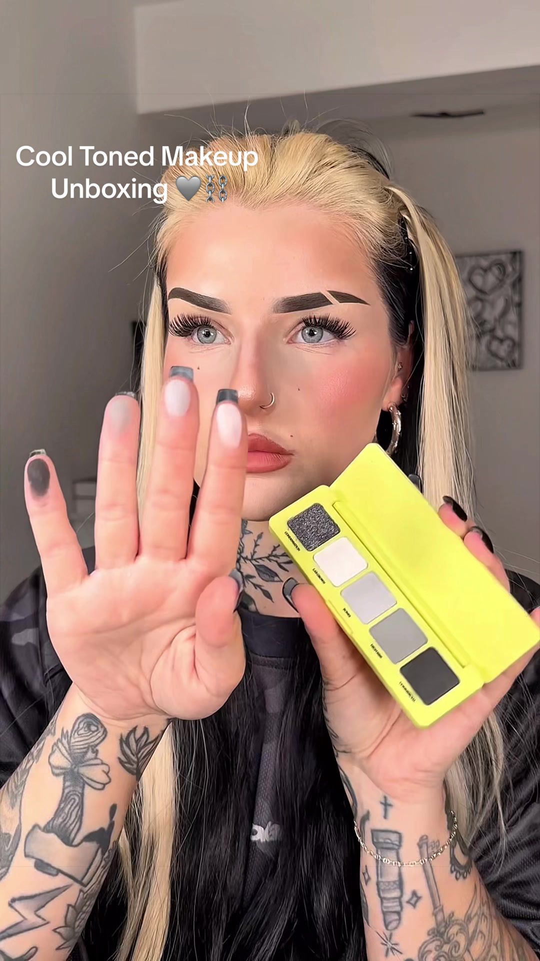 TikTok post by @mollyhullll for MADE BY MITCHELL. Caption reads: [...] Platinum 6 Piece Bundle set by....