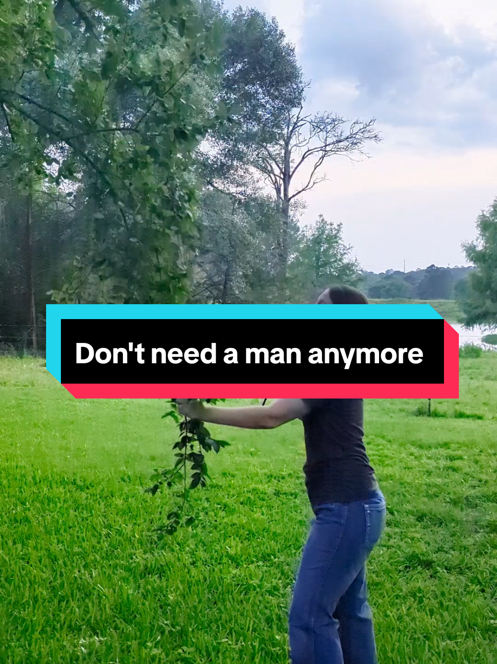 TikTok post by @amberequinetherapist for Smartsaker. Caption reads: @Smartsaker is my favorite go to when I need to....