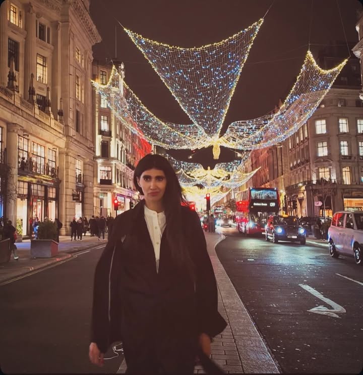 Instagram post by @ladynadia.erjs.alexanderkhan for VISIT LONDON. Caption reads: [...] grace still leads the way.....