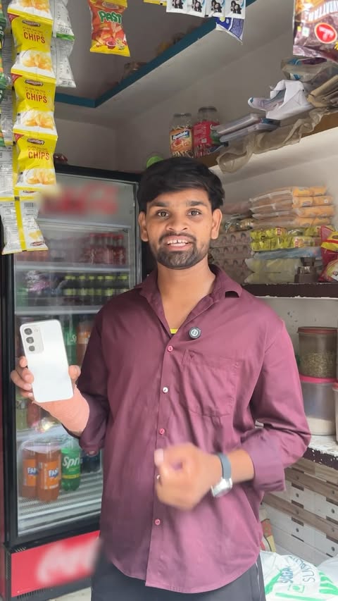 Instagram post by @princejaniwal_12 for realme. Caption reads: [...] customer ban gaya 😂🔋 But with #realme16x....