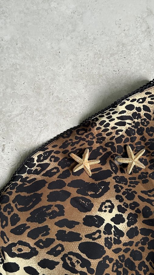 Instagram post by @cristaldale_ for THATSSOFETCH.COM.AU. Caption reads: Coachella szn babyy 🌵🐆🏝️ be THAT girl & shop....