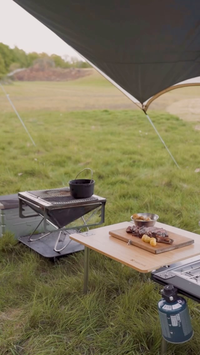 Instagram post by @lowkeyjonni for Snow Peak. Caption reads: Weekend 🥩 with @snowpeak_uk 

🎥 @felixffk & I.