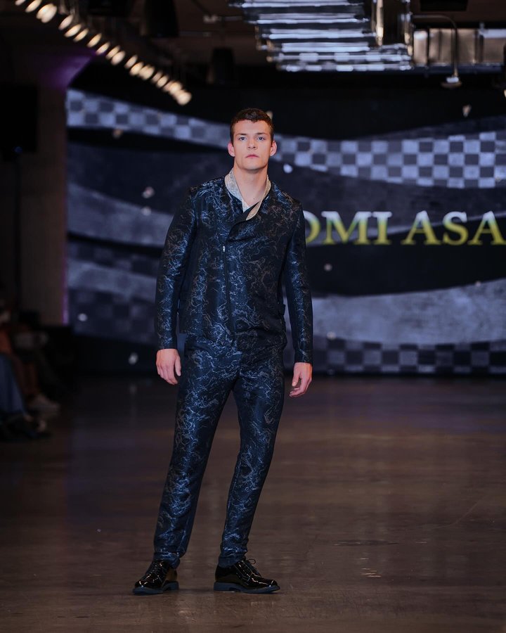 Instagram post by @hiromi.asai for Billion Dollar Beauty. Caption reads: HIROMI ASAI 
Menswear made of Kimono fabrics 

LOS....