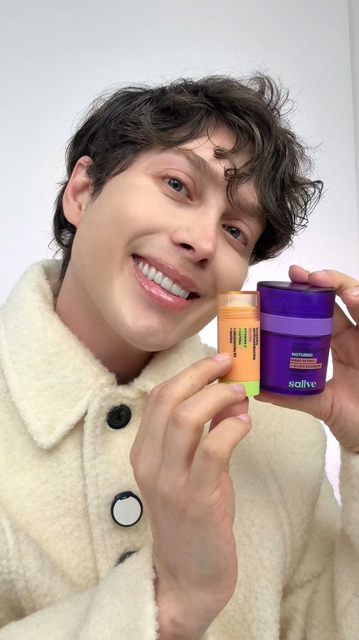 Instagram post by @jardeledebran for sallve. Caption reads: [...] retexturizador noturno da @sallve foi o HIT....