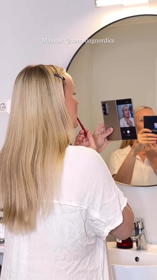 Instagram post by @ritapiiii for Samsung Sverige. Caption reads: Kaupallinen yhteistyö @samsungnordics

Miten....