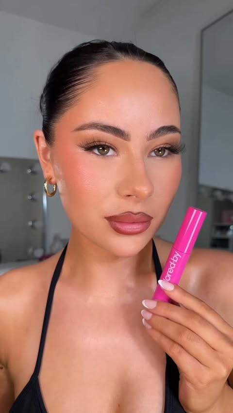 Instagram post by @jadesianmakeup for Adored By. Caption reads: [...] brows in seconds! Introducing the new....
