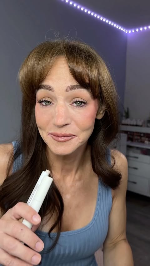 Instagram post by @beauty.is.everyone for ILIA. Caption reads: gifted by ILIA Beauty Trying some @iliabeauty eye....
