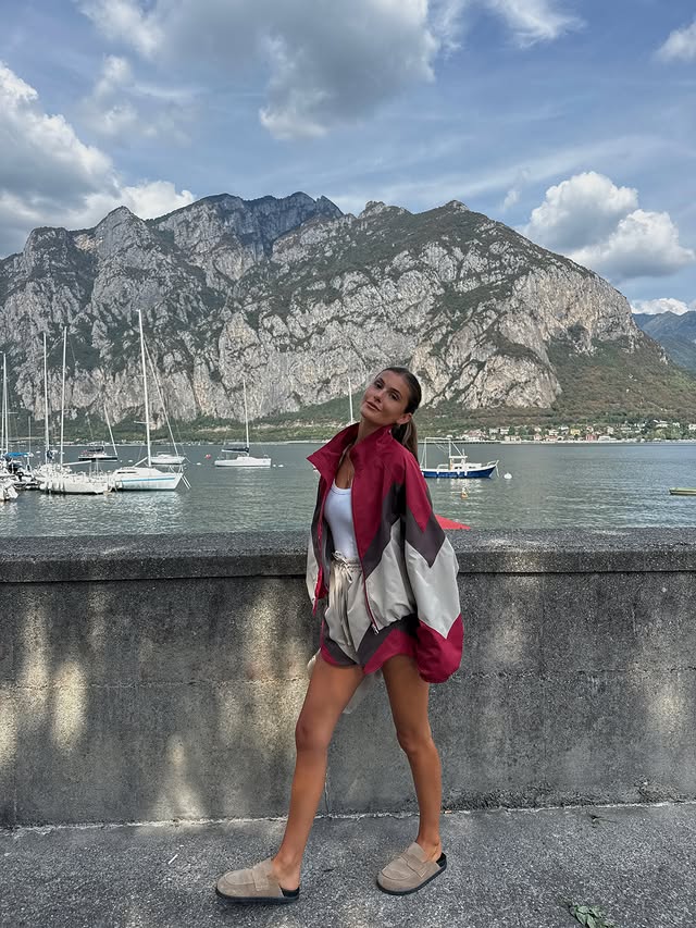 Instagram post by @valentina.brambilla for Lumina Fashion. Caption reads: Back home ⛵️🌞 In @lumina_fashion_official ad*....