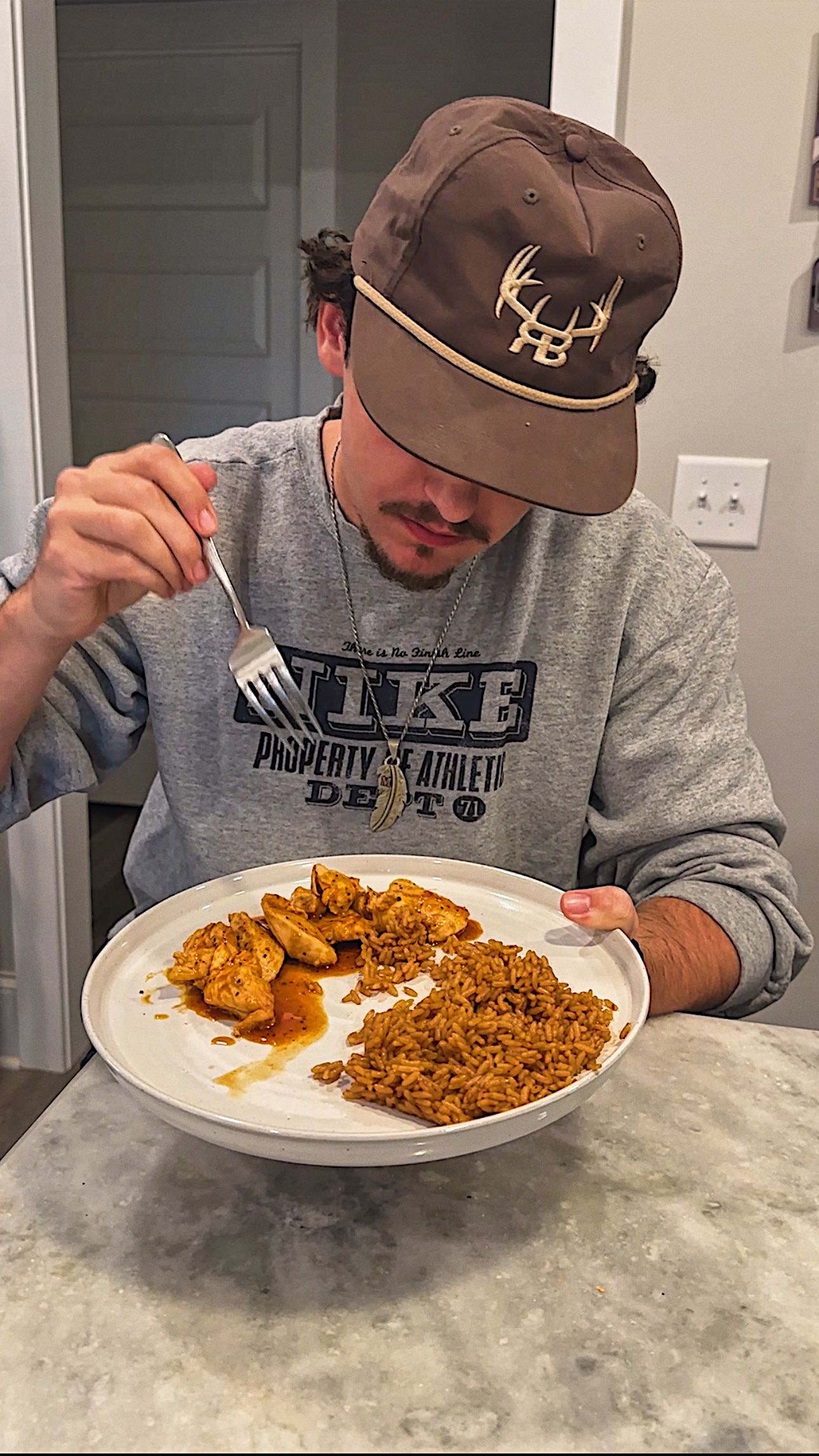 Instagram post by @mattharp for Minute Rice. Caption reads: #ad Meet my new go-to: @minutericeus Hot Honey....