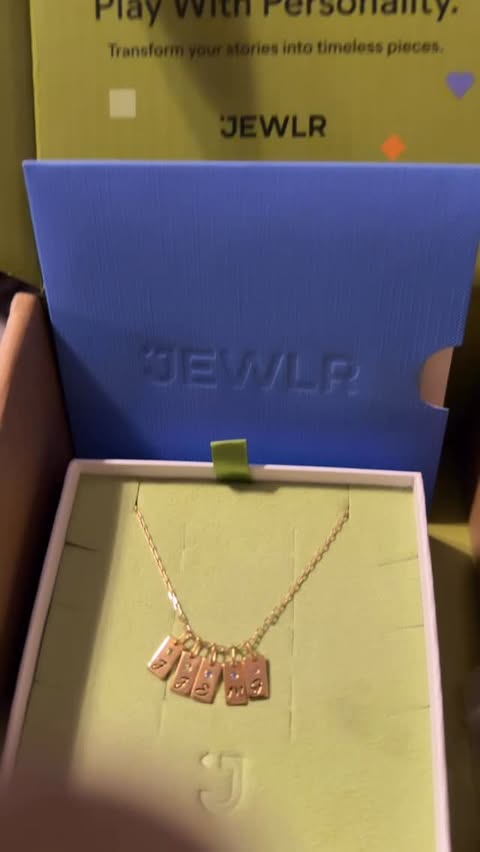 Instagram post by @makeupbyevette_ for Jewlr. Caption reads: My new everyday necklace ✨ @jewlr 💎⚡️🫰 Each tag....