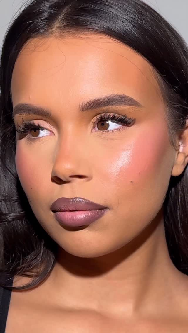 Instagram post by @hollieflynnmakeup for TATTI LASHES. Caption reads: Some of my favourite lashes from the @tatti_lashes....