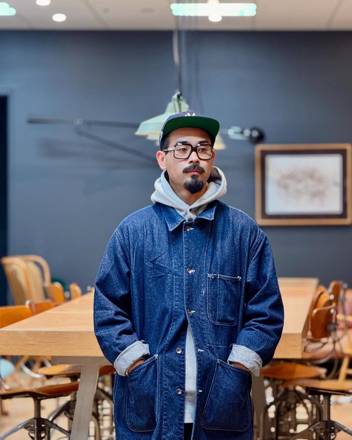 Instagram post by @yanai.jun1 for Danner. Caption reads: ・
EG WORKADAYのShopcoat、PEG Sweat....