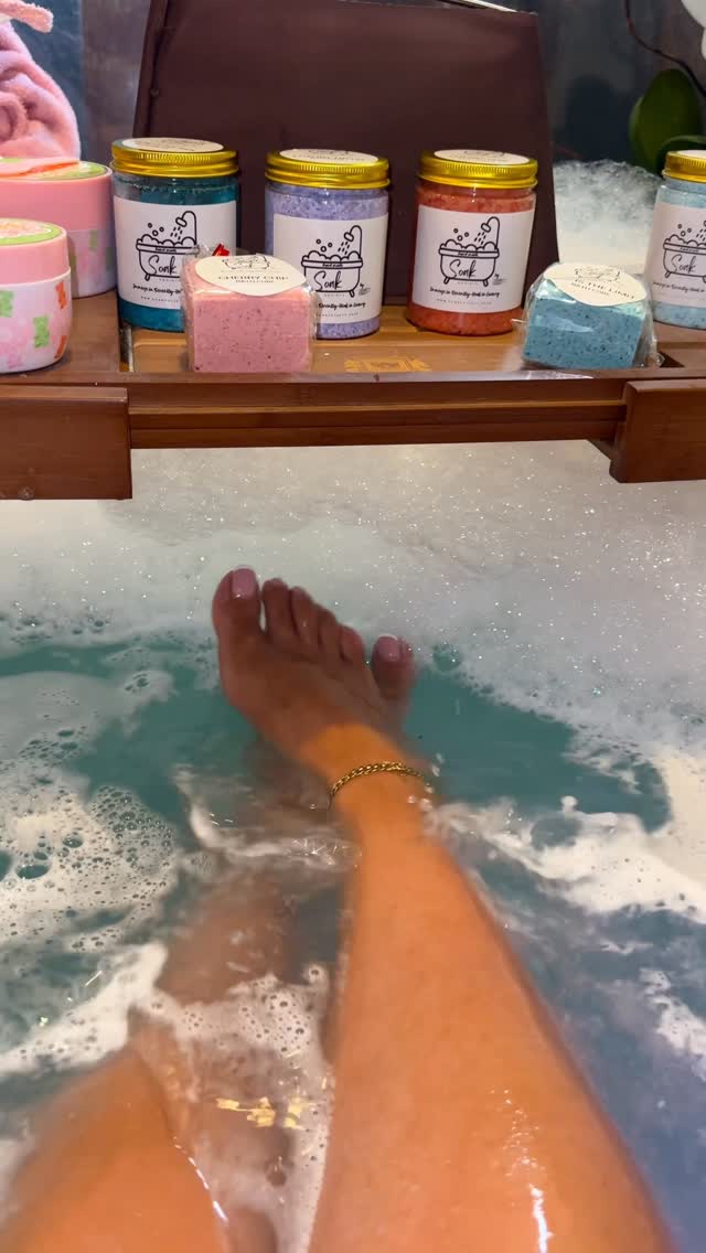 Instagram post by @josetty1 for Gerard Cosmetics. Caption reads: My Bath Routine with 🛀  #soaksociety 🫧 ....