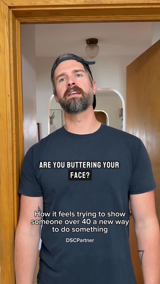 Instagram post by @de.lan.cey for Dollar Shave Club. Caption reads: Officially convinced #DSCPartner @dollarshaveclub....