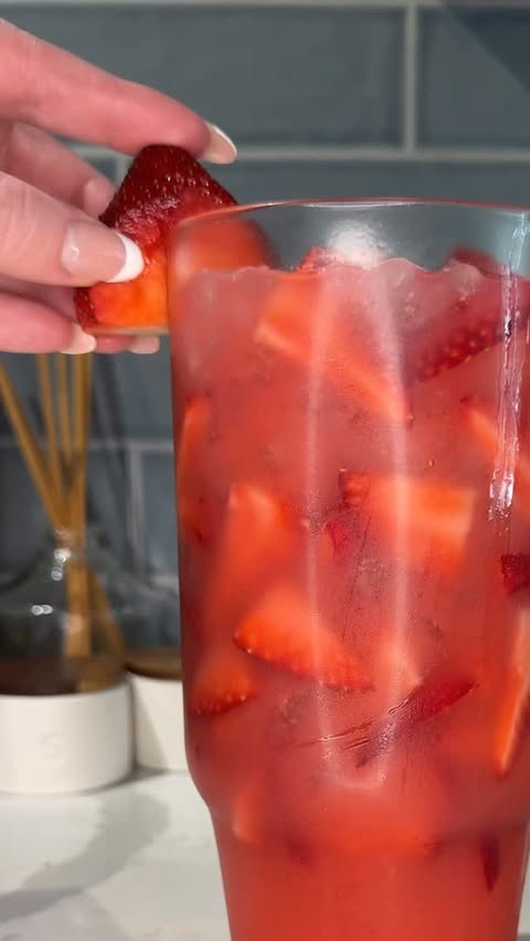 Instagram post by @ashleymarkleeats for Javvy Coffee. Caption reads: this @javvycoffee protein refresher is the perfect....