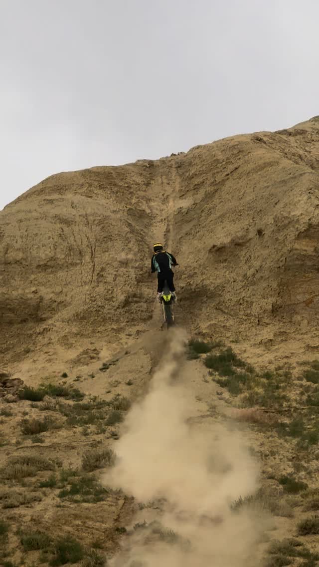 Instagram post by @masonmiller_999 for Cheetah Factory Racing. Caption reads: Sick day of riding with @mmolzahn23 we decided to....