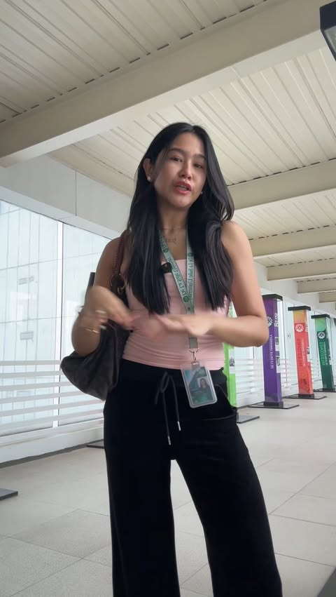 Instagram post by @piaaalonzo for Barenbliss. Caption reads: [...] deadlines, and pretty package from....