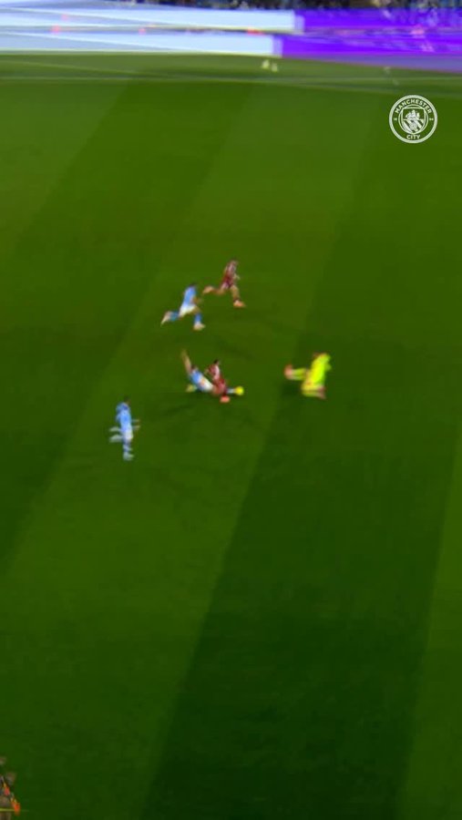 Instagram post by @rubendias for Manchester City. Caption reads: You shall not pass 💪⛔️.