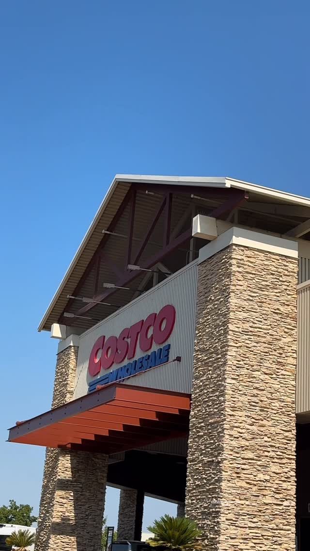 Instagram post by @hauskris for Naturemade. Caption reads: Stocking up on @naturemadevitamins #partner now at....