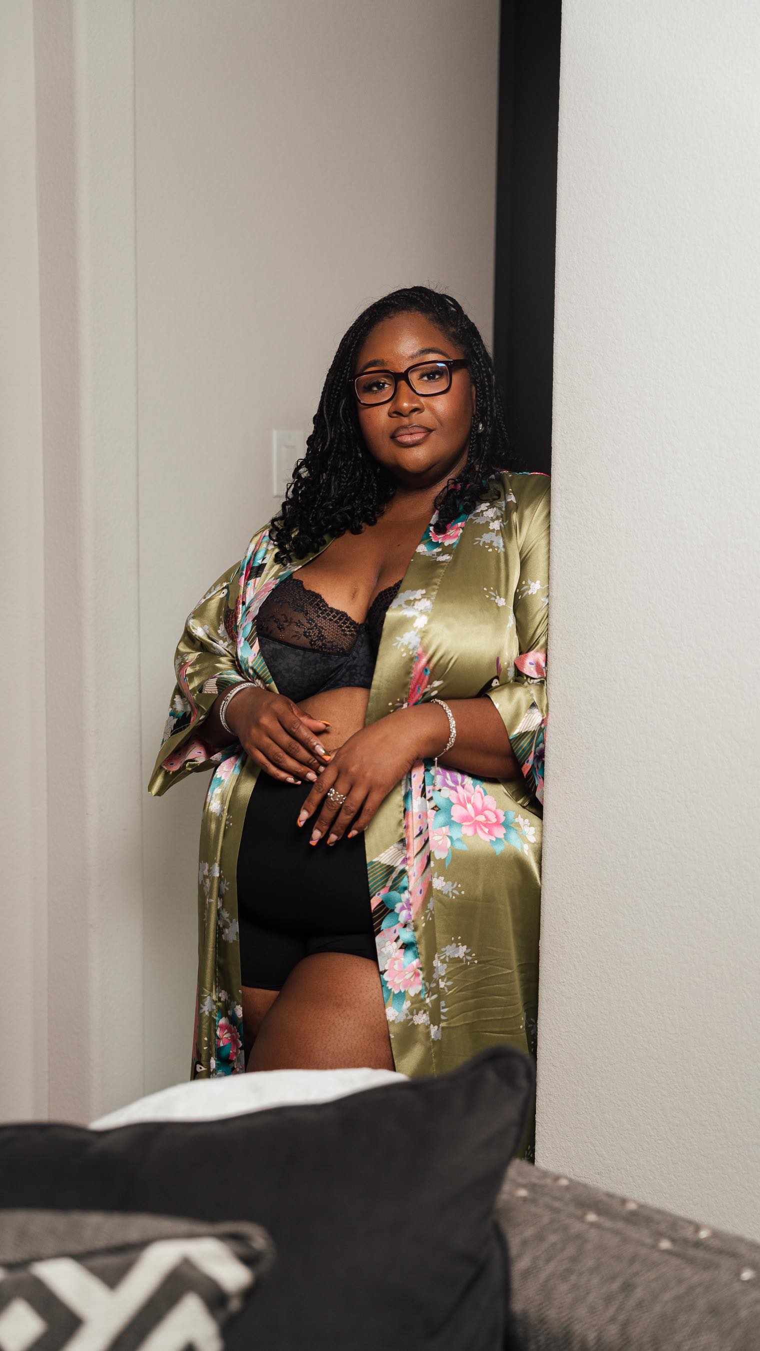 Instagram post by @fromheadtocurve for Elomi Lingerie. Caption reads: #AD Having a bigger bust should not be the end of....