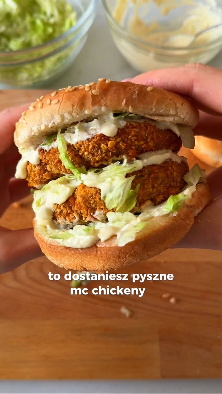Instagram post by @patrycja.haras for Mięsna Paczka. Caption reads: Prosty przepis na pyszne mc chickeny, gotowe w....