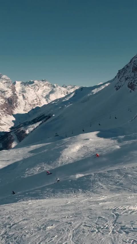 Instagram post by @foliedoucevaldisere for Kappa. Caption reads: [...] , all expressed in unmistakable style.....