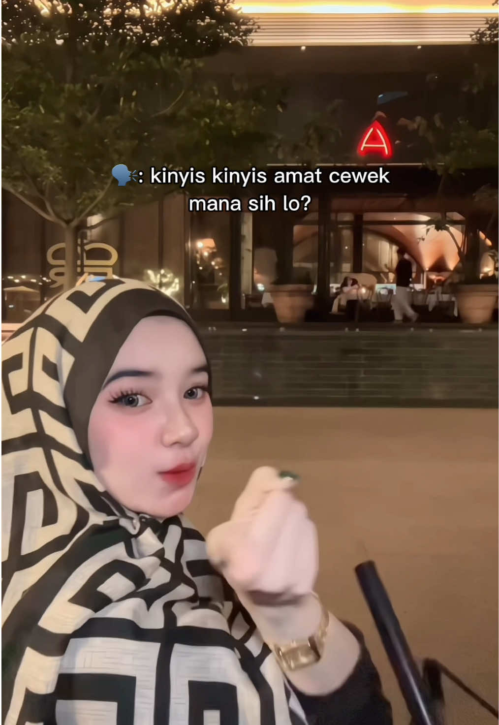 TikTok post by @putrirachmawatiiii for NYYO Cosmetics. Caption reads: senggol dong🤭🫵 @NYYO Cosmetics #nyyoskincare....