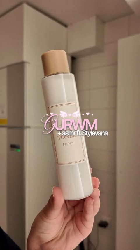Instagram post by @aluvlyna for Stylevana. Caption reads: My secret weapon from @stylevana_sv that makes me....