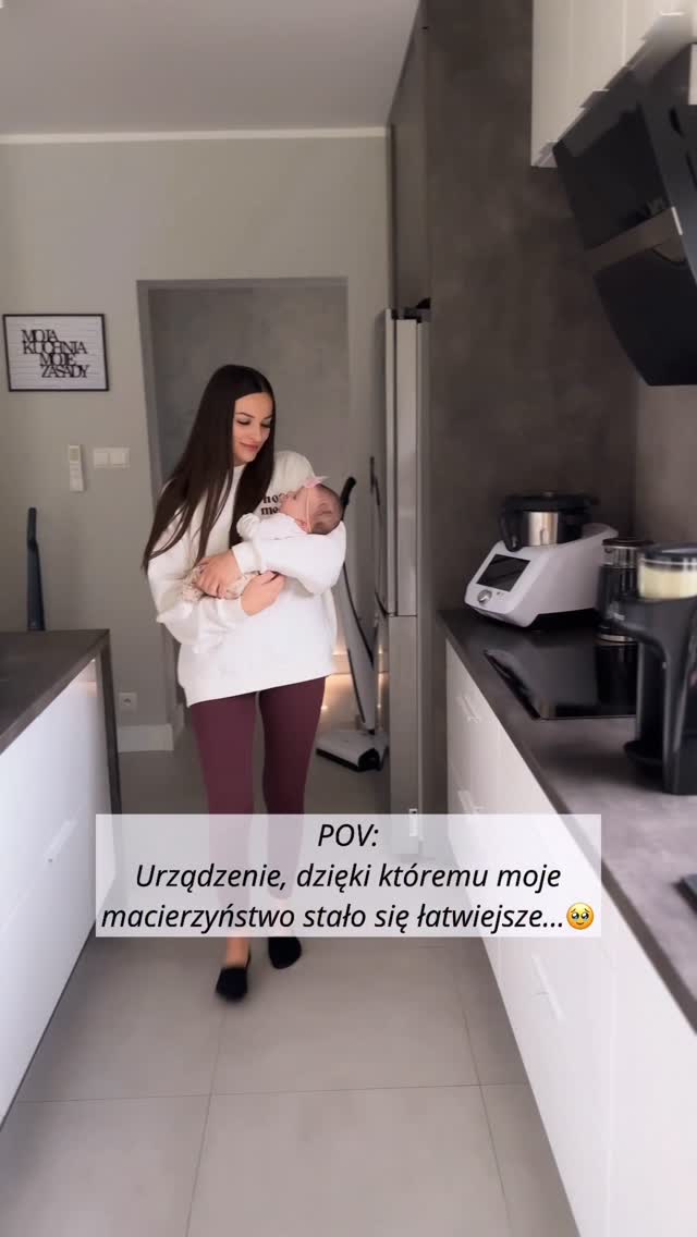 Instagram post by @kidsinspirations_polska for Baby Brezza. Caption reads: [...] 😍 Ekspres do mleka @babybrezza_polska [...].
