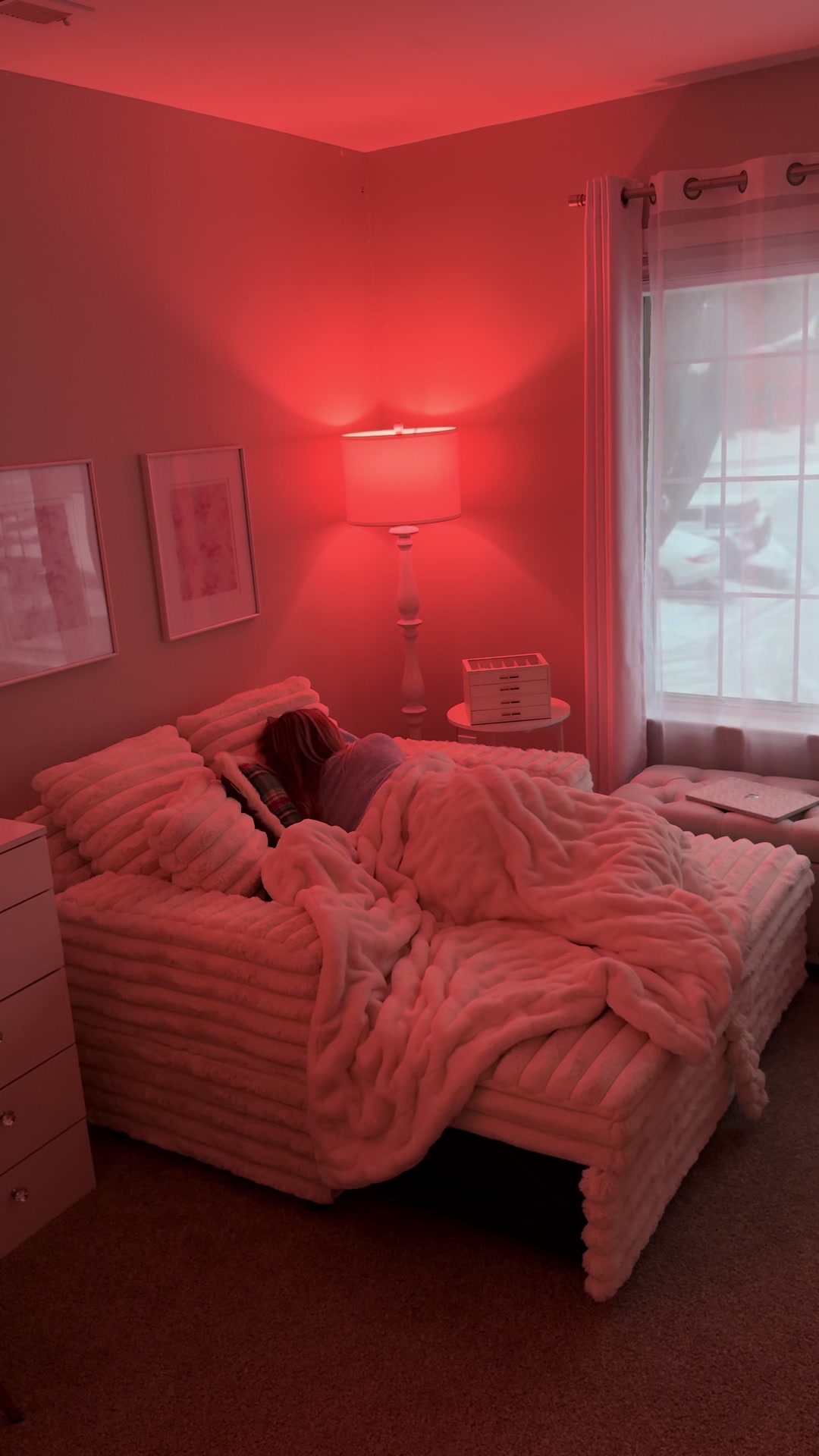 TikTok post by @annaschottin for Belffin. Caption reads: The belffin nido sofa is so cute and versatile 🤍....