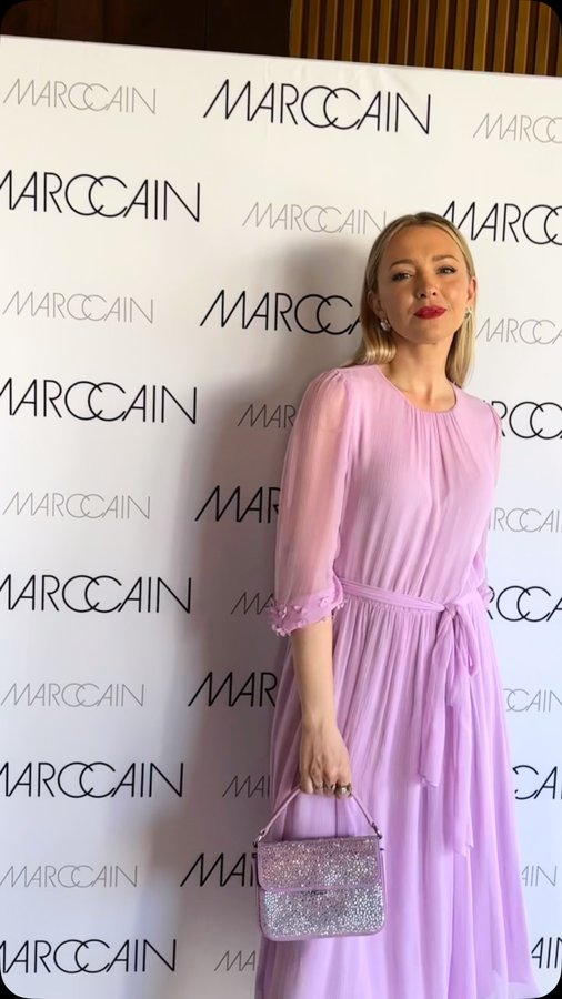 Instagram post by @kurdejszatan for Marc Cain. Caption reads: Róż i już!🌸🫶🏼 
Wiosna/Lato z @marccain🩷

Thank....