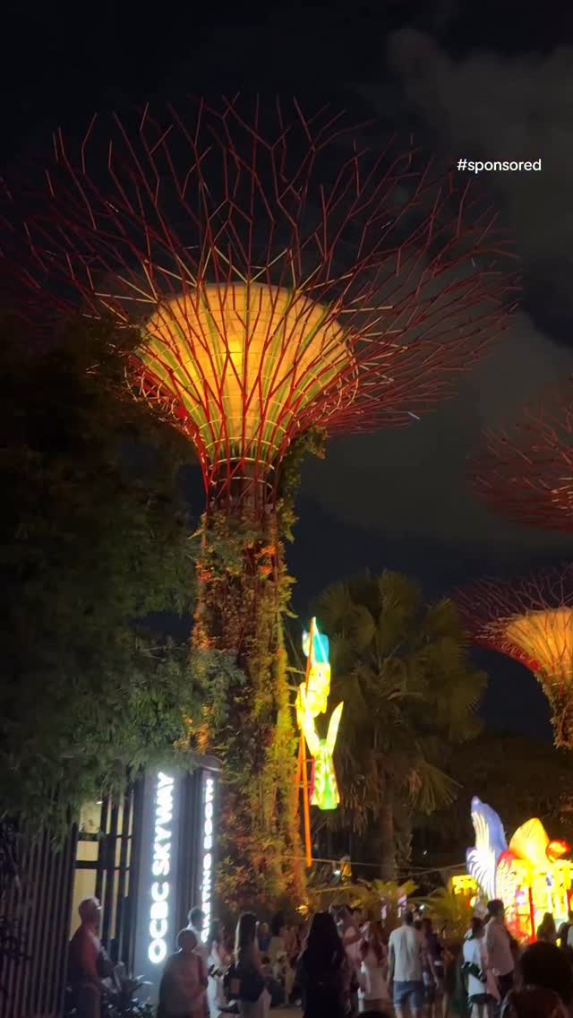 Instagram post by @francescamariano for VisitSingapore. Caption reads: The perfect night out in Singapore at....