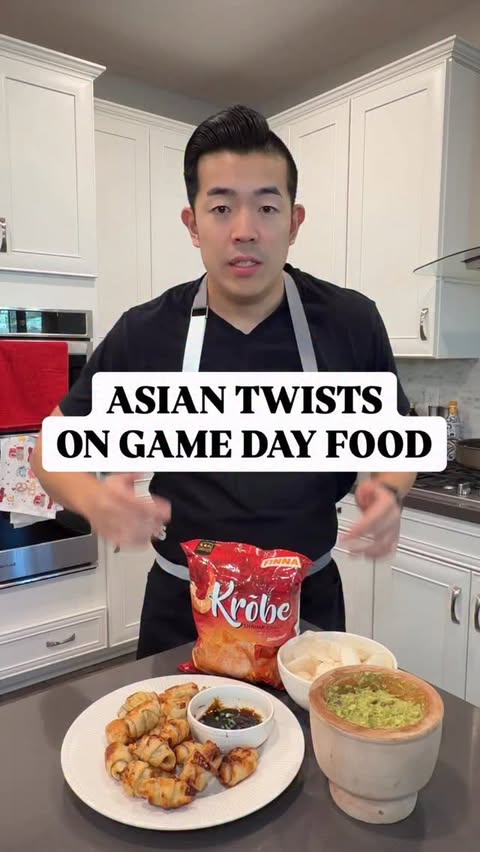 Instagram post by @jayteetakesabite for Hedley & Bennett. Caption reads: I'm ready for the Big Game watch party with these....