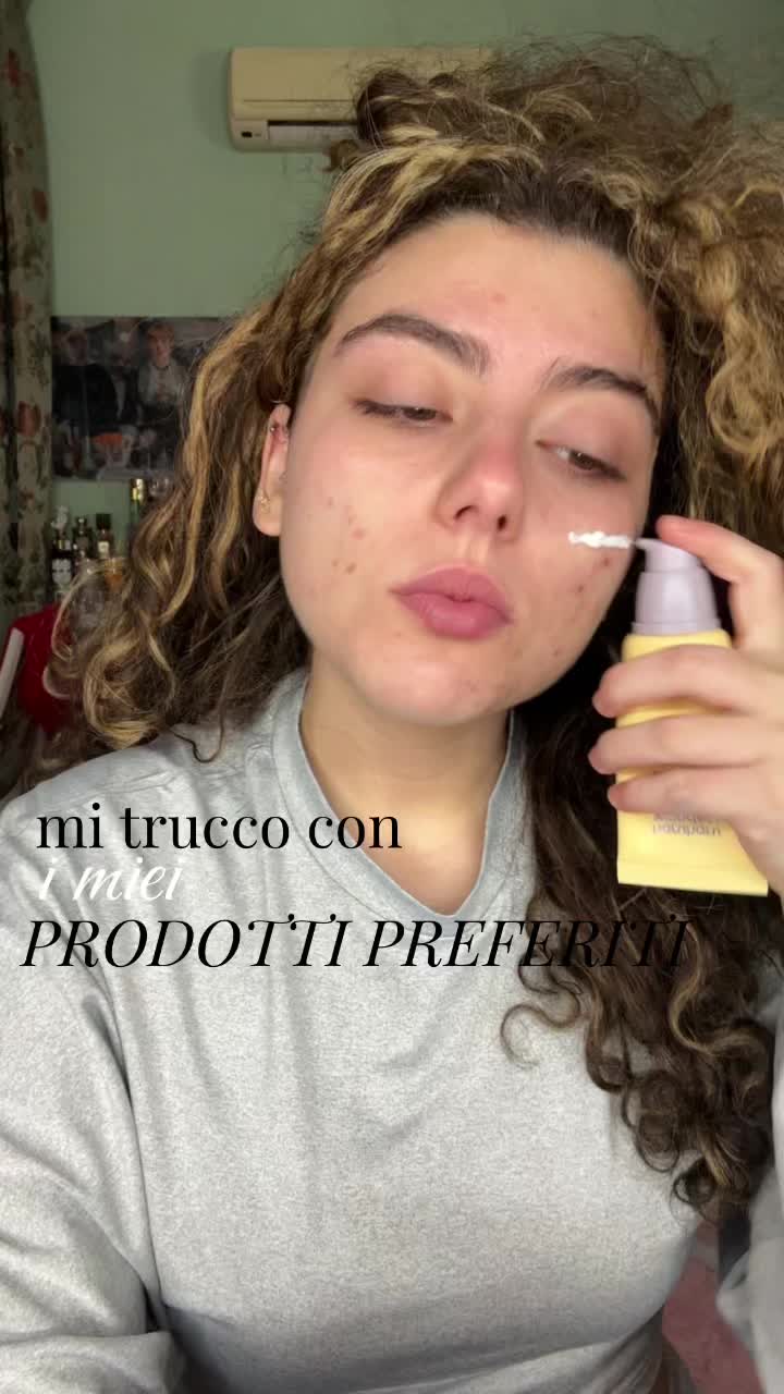 TikTok post by @_567362 for NYX Cosmetics. Caption reads: grwm con i miei prodotti PREFEEE,non potrei stare....
