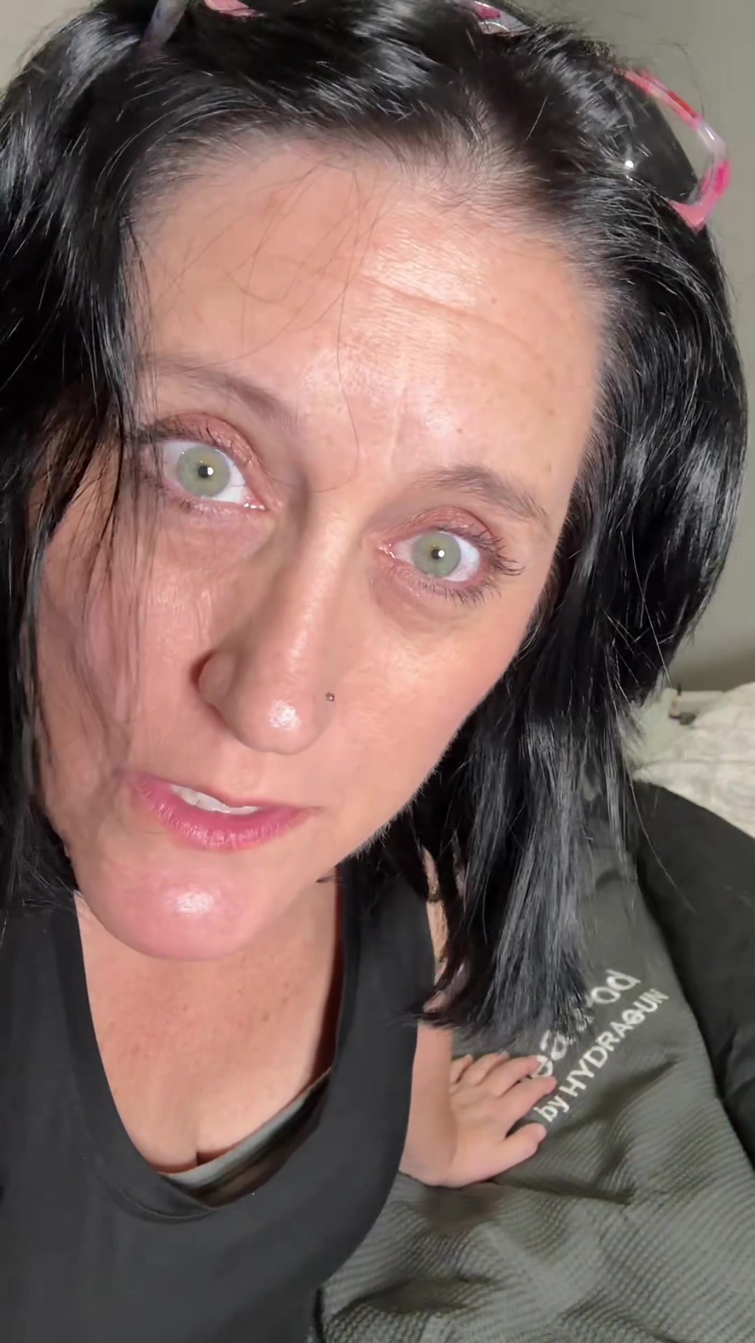 TikTok post by @mindybeth_ for Hydragun. Caption reads: [...] with this sauna blanket! #hydrapod #hydragun....