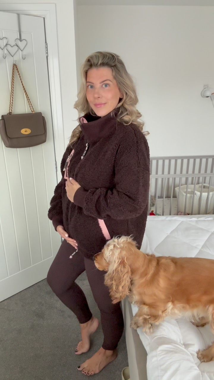 Instagram post by @yorkshire_blonde_adventures for ACAI Outdoorwear. Caption reads: My new fave bump friendly autumnal fit 🤎

Bamboo....