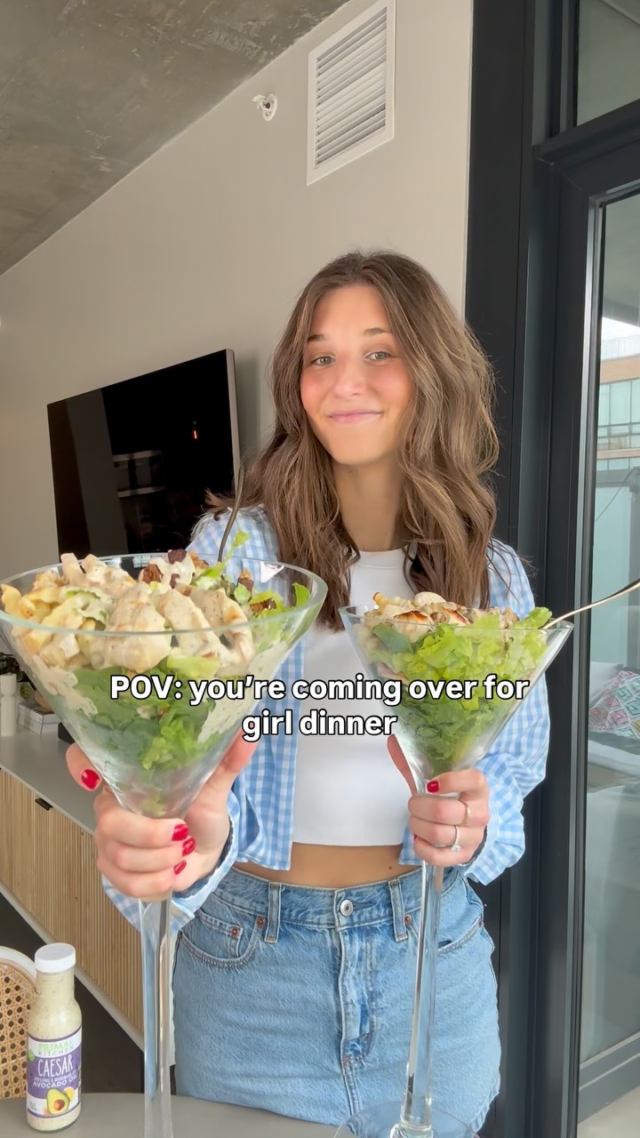 Instagram post by @lesswithlaur for Primal Kitchen. Caption reads: Who’s coming over for girl dinner?? 

If you don’t....