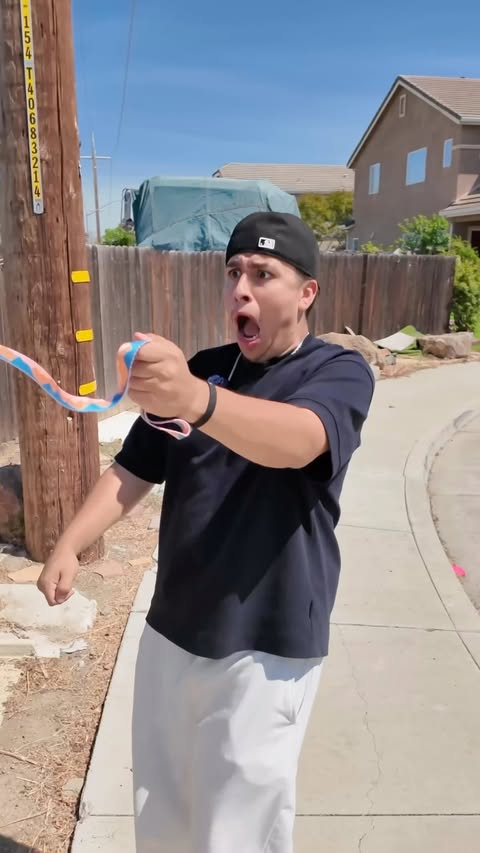 Instagram post by @jorgewithanx for Dr. Squatch. Caption reads: $20k Speed Bark Challenge!! @drsquatch x....