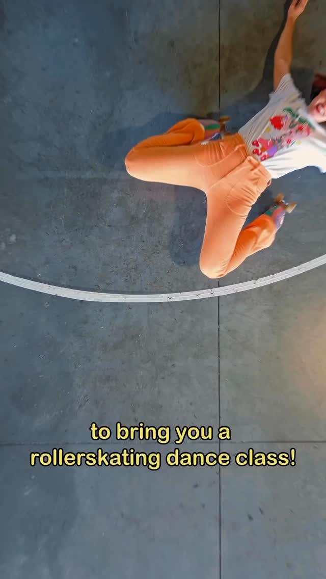 Instagram post by @peachyfeverr for Arctic Fox Hair Color. Caption reads: The queen of color has entered the chat!....