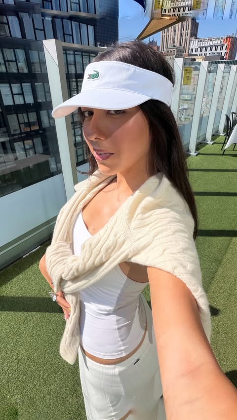 Instagram post by @vpettorelli for Lacoste. Caption reads: [...] I can keep wearing looks like this 🎾....