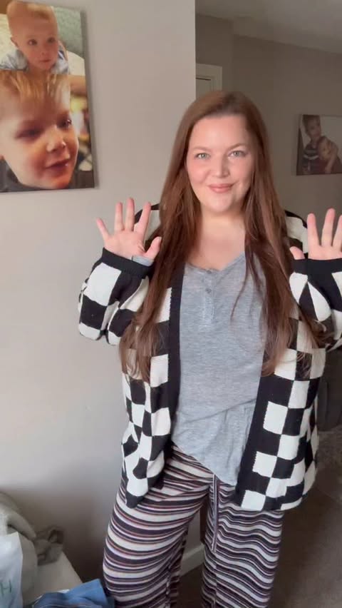 Instagram post by @kiri.siobaun for Halara. Caption reads: [...] 
AD| Then look no further as these....