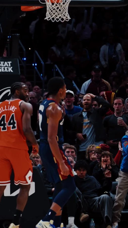 Instagram post by @elalcalderafa for Tito’s Handmade Vodka. Caption reads: ⭐️ Reliving the moment with....