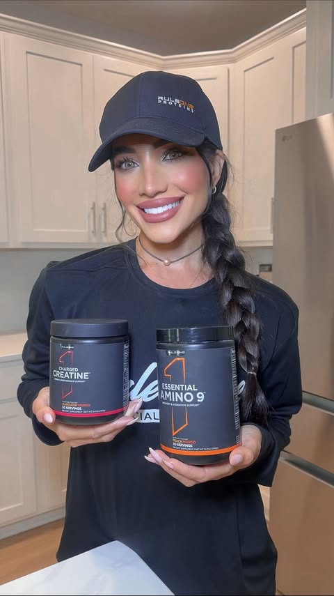 Instagram post by @sophiarose92 for Rule One Proteins. Caption reads: [...] think! Pre + during = I go in with....