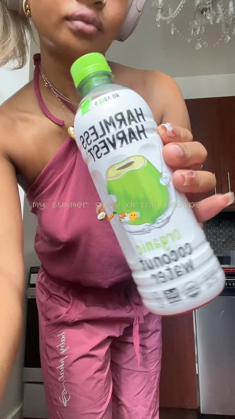 Instagram post by @goldensoleil for Harmless Harvest. Caption reads: it’s soooo delicious! 10/10 @harmlessharvest....