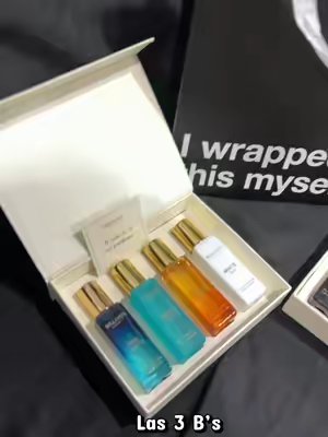 TikTok post by @gabbysalesventas for BellaVitashop. Caption reads: [...] #present #perfumetiktok #unisex....